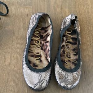 Sam Edelman silver flats